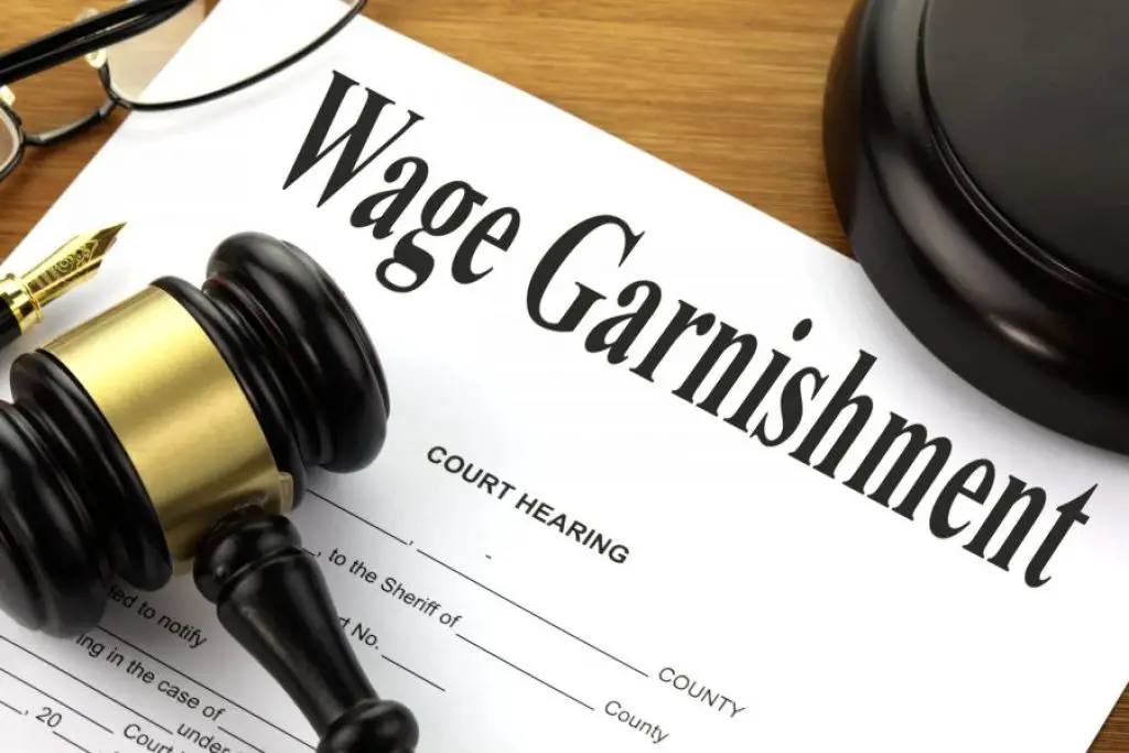 Wage garnishment to pay retroactive child support